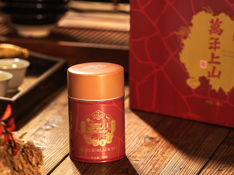 玉泉万年上山茶与器