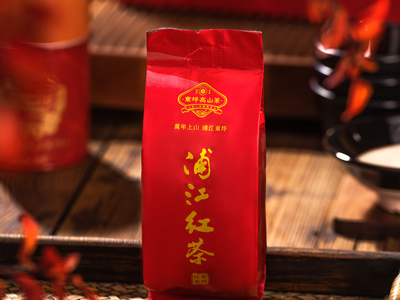 玉泉万年上山茶与器
